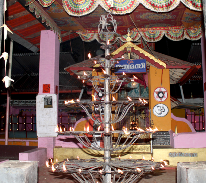 Inside View of Sree Narayanmangalam Dharmasastha Temple, Elanthoor